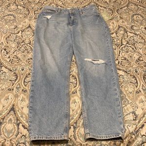 H&M High Waist Ankle Length Distressed Mom Jeans NWT
